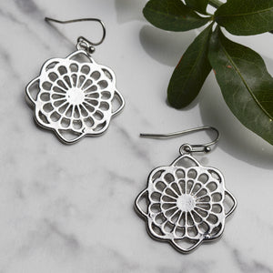 THSE1053: Silver: Asta Earrings