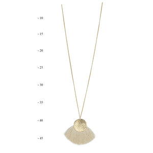 THSJ1188: Cream : Fan Tassels Necklace