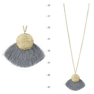 THSJ1190: Grey : Fan Tassels Necklace