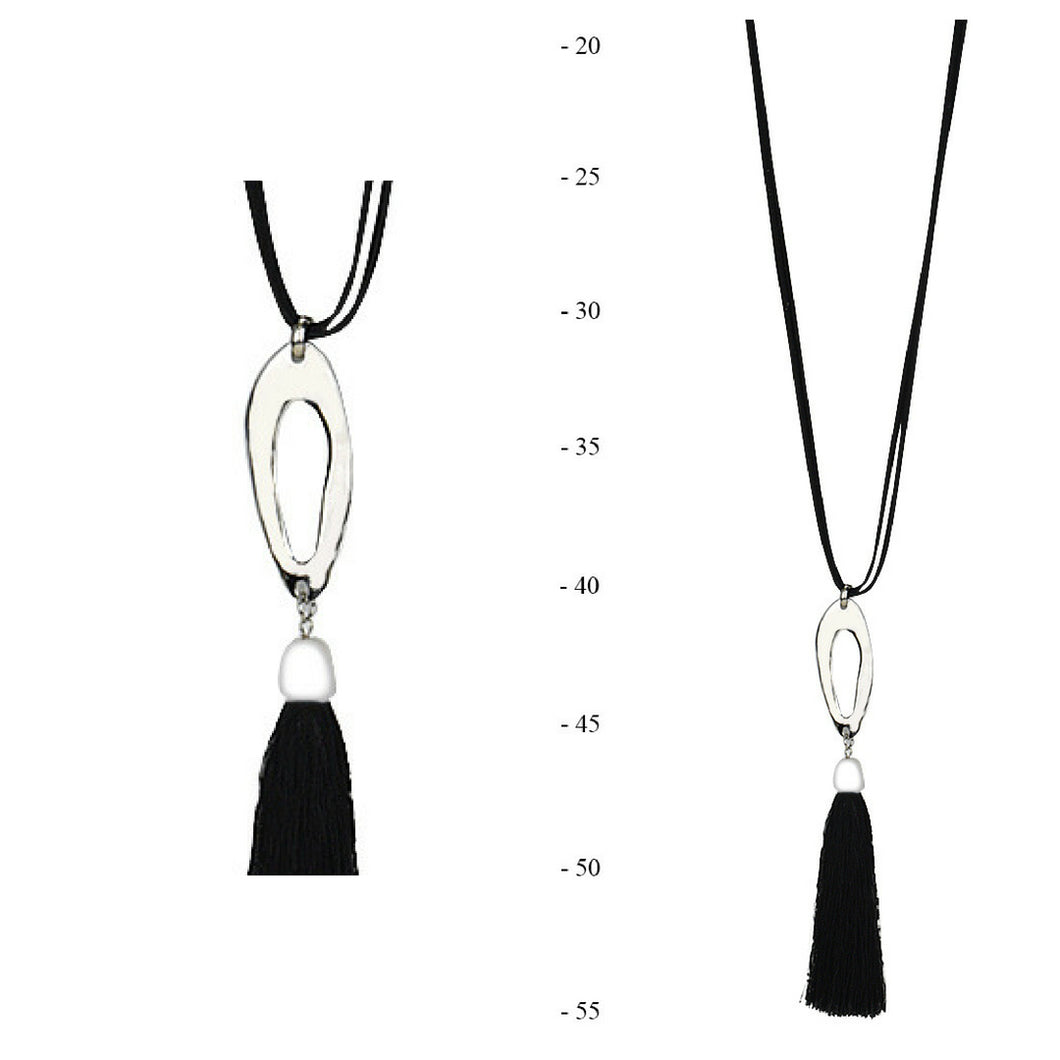 THSJ1196X:Black: Oval Frame Pendant Necklace