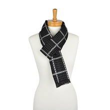 Load image into Gallery viewer, THSS1625 Black: Reversible Dotted Check
