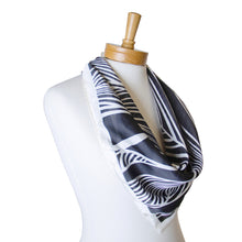 Load image into Gallery viewer, THSS2338: Black: Palm Square Scarf
