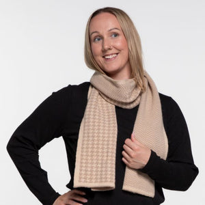 THSS2506: Latte: Houndstooth Chevron Scarf