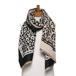 THSS2630: Black Beige: Reversible Animal Print Scarf