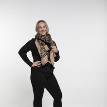 Load image into Gallery viewer, THSS2632: Black Tan: Reversible Animal Print Scarf
