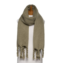 Load image into Gallery viewer, THSS2643: Olive: Chunky Plain Scarf
